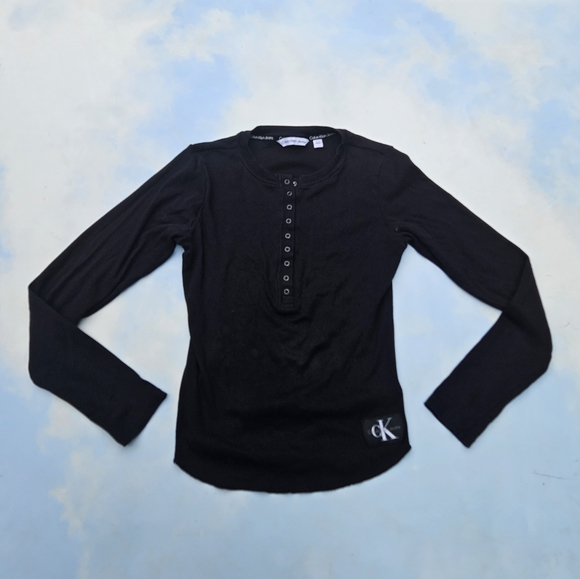 Calvin Klein Black Thermal Top with Logo Tag - Picture 7 of 11